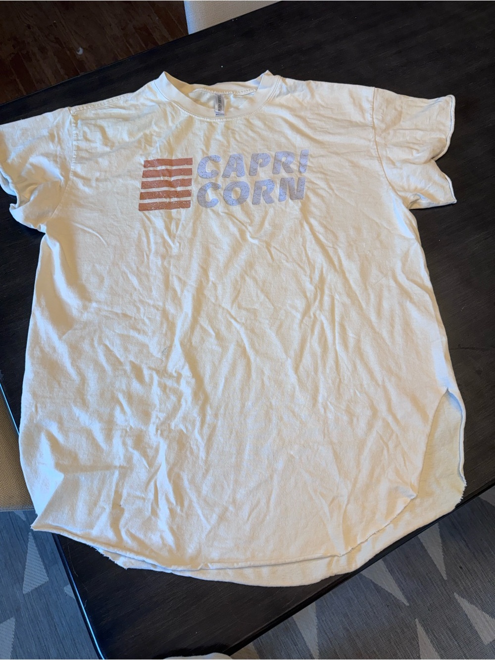 Pebby Forevee Cream Graphic Tee